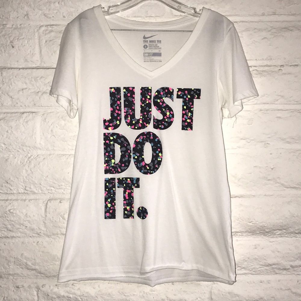 NIKE “just do it” graphic tee